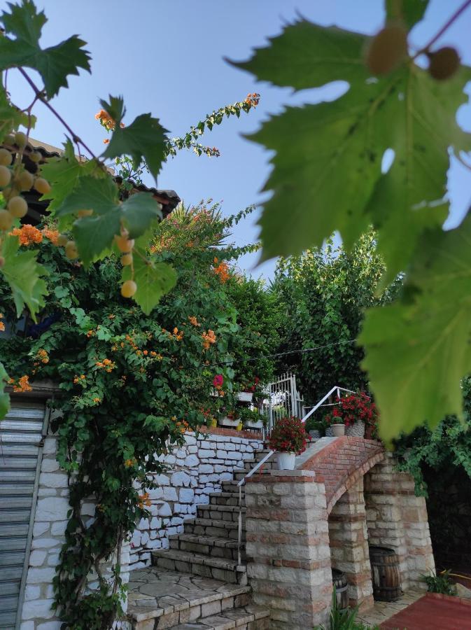 Guesthouse Villa Joanna&Mattheo Саранде Екстериор снимка