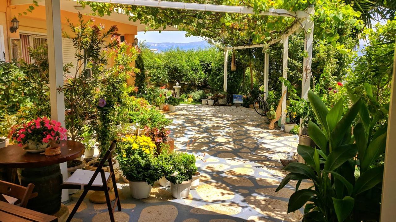 Guesthouse Villa Joanna&Mattheo Саранде Екстериор снимка