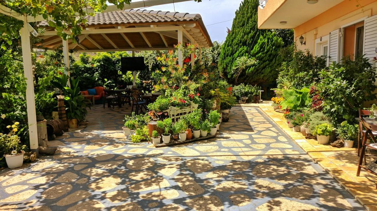 Guesthouse Villa Joanna&Mattheo Саранде Екстериор снимка