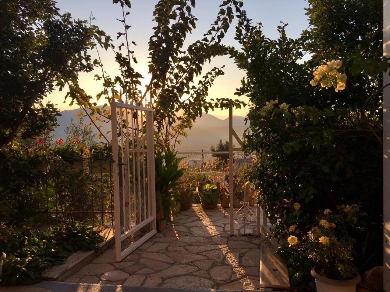 Guesthouse Villa Joanna&Mattheo Саранде Екстериор снимка