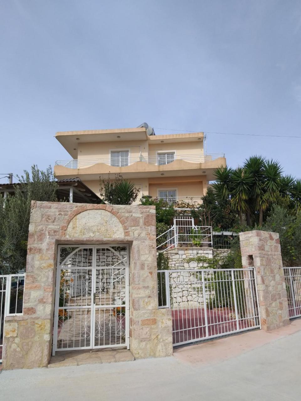 Guesthouse Villa Joanna&Mattheo Саранде Екстериор снимка